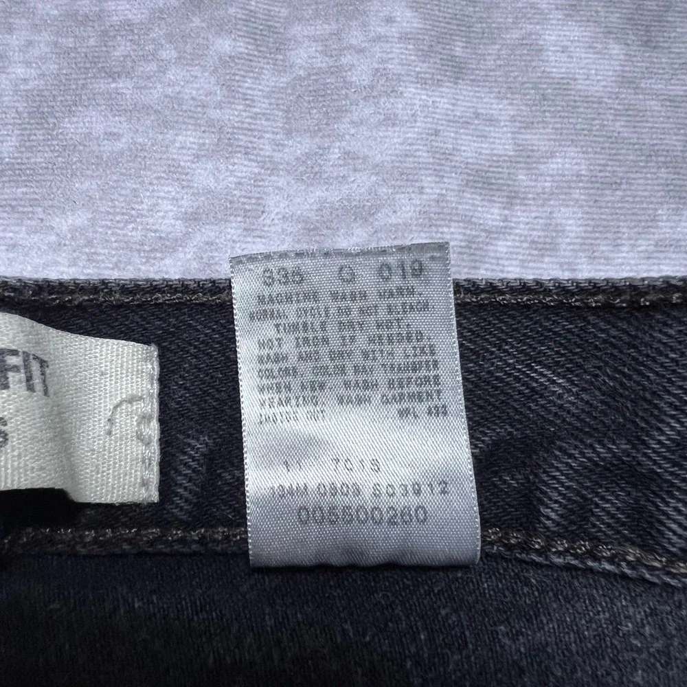 Levi's 550 Cut Off Shorts Mens 32 Black Relaxed Fit Frayed Hem Denim Jorts